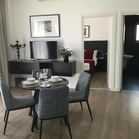 Apartment Large Holiday Apartments *