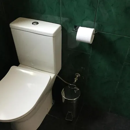 Large Holiday Apartments * Larnaca