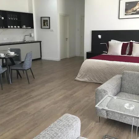 Large Holiday Apartments Lägenhet